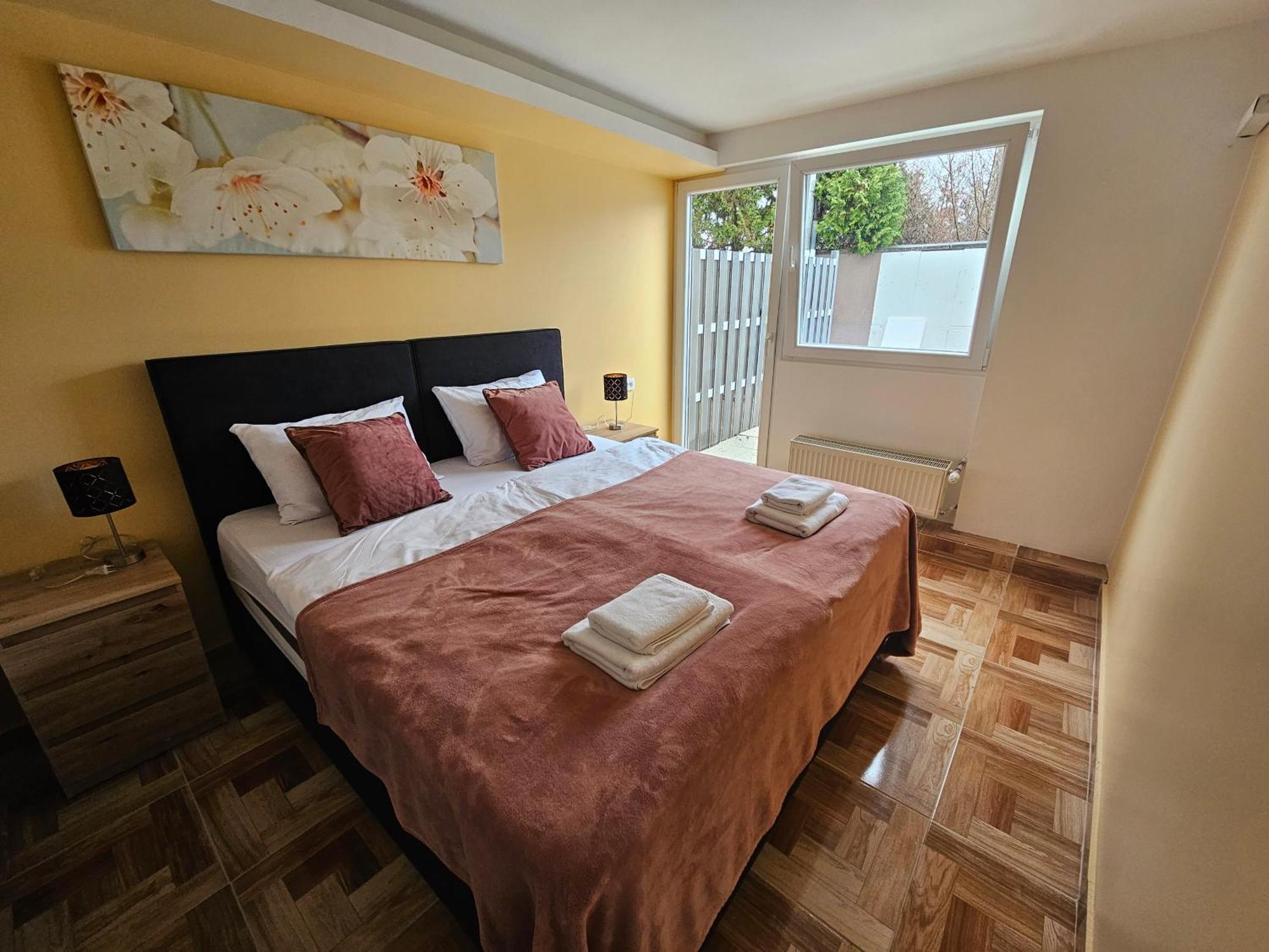 Royal Apartments & Rooms Zagreb Exterior photo